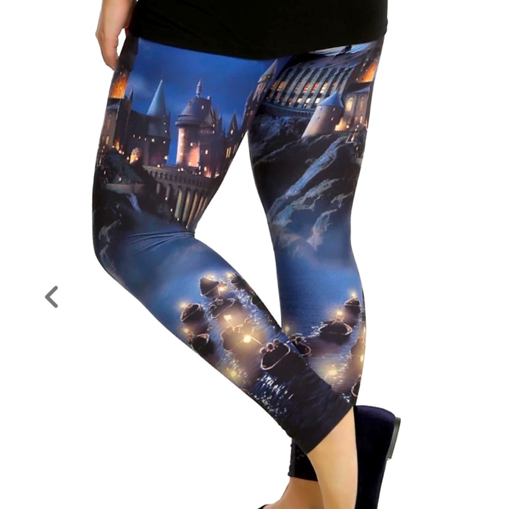 NWT Harry Potter Leggings- Hot Topic- XXL
